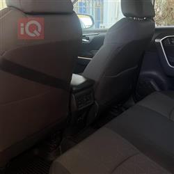 تۆیۆتا ڕاڤ 4